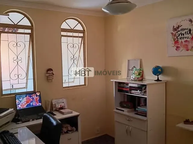 Casa 3 quartos e 3 banheiros, à venda, no bairro Núcleo Residencial Edison Bastos Gasparini em Bauru