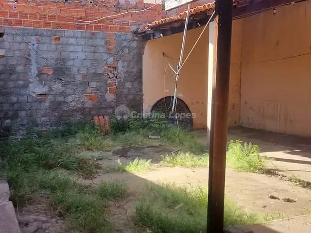 Casa com 200m² 3 quartos e 2 banheiros, à venda, no bairro Vale Quem Tem em Teresina