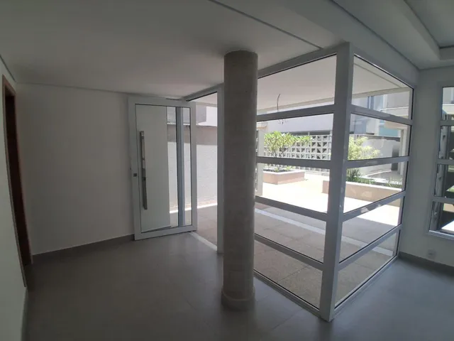 Casa 3 quartos e 6 banheiros, à venda, no bairro Vila Oliveira em Mogi das Cruzes