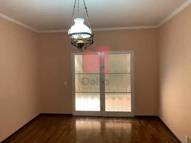 Casa 3 quartos e 3 banheiros, à venda, no bairro Jardim Eldorado em Pirassununga