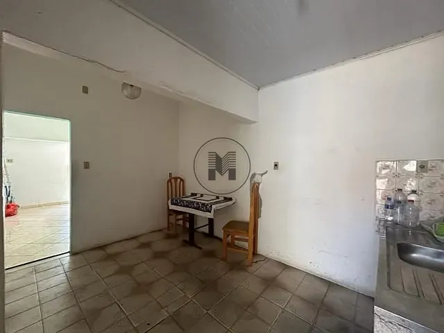 Casa com 94m² 2 quartos e 1 banheiro, à venda, no bairro Vila Comendador Rodrigues Alves em Guaratinguetá