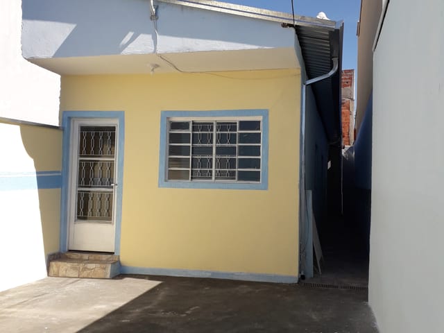 Casa 2 quartos e 1 banheiro, à venda, no bairro Loteamento Residencial Novo Mundo em Campinas