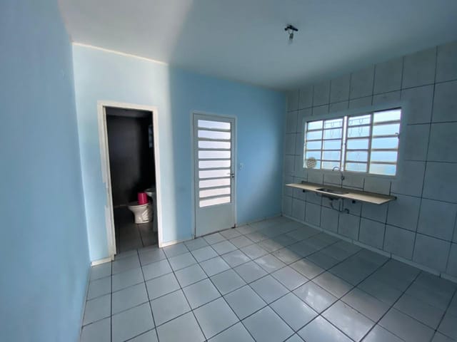 Casa 2 quartos e 1 banheiro, à venda, no bairro Loteamento Residencial Novo Mundo em Campinas
