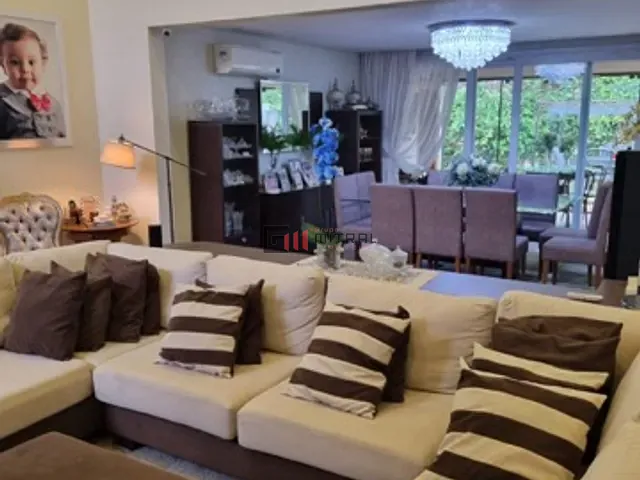 Casa com 501m² 4 quartos e 5 banheiros, à venda, no bairro Recanto do Salto em Londrina