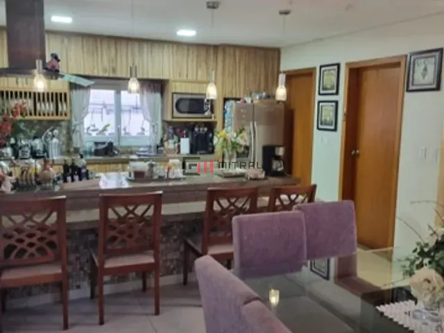 Casa com 501m² 4 quartos e 5 banheiros, à venda, no bairro Recanto do Salto em Londrina