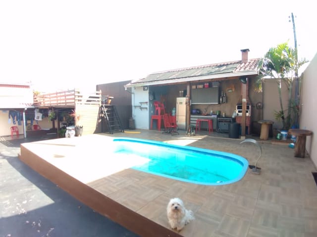 Casa com 280m² 3 quartos e 1 banheiro, à venda, no bairro Jardim Santo Amaro em Cambé