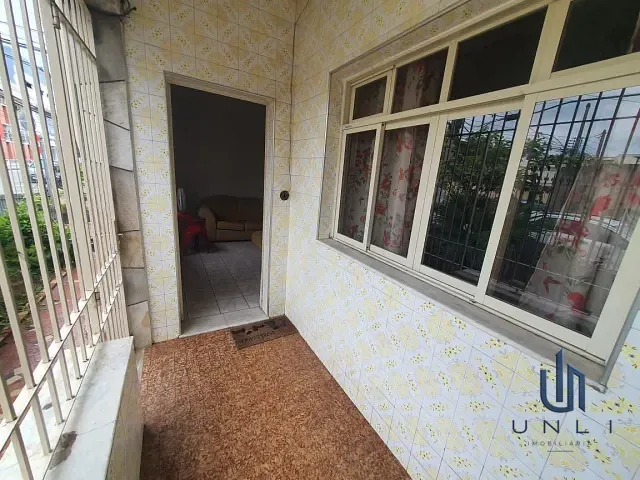 Casa 3 quartos e 2 banheiros, à venda, no bairro Aterrado em Volta Redonda