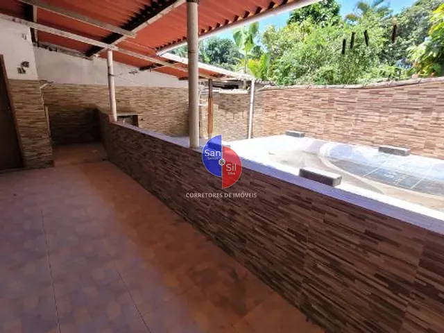Casa com 360m² 1 quarto e 1 banheiro, à venda, no bairro Jardim da Paz (Praia de Mauá) em Magé