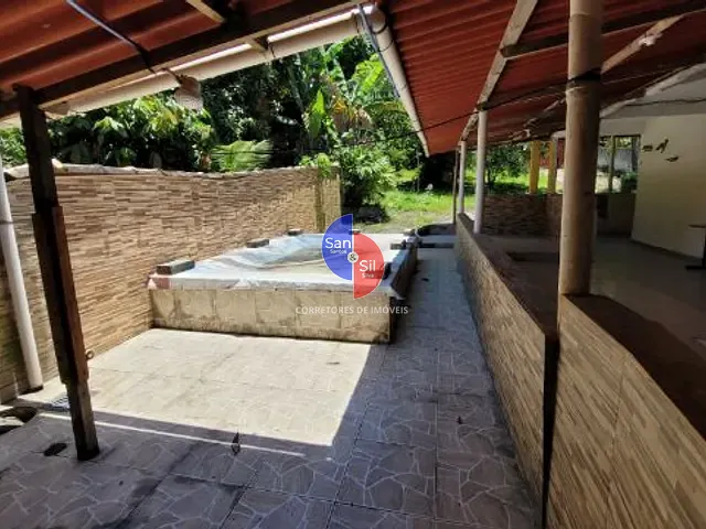 Casa com 360m² 1 quarto e 1 banheiro, à venda, no bairro Jardim da Paz (Praia de Mauá) em Magé
