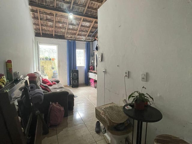 Casa 2 quartos e 1 banheiro, à venda, no bairro Aarão Reis em Belo Horizonte