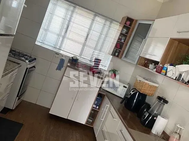 Casa com 360m² 3 quartos e 3 banheiros, à venda, no bairro Quinta Ranieri em Bauru