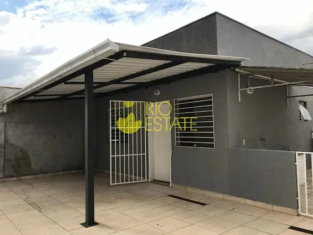 Casa com 162m² 2 quartos e 1 banheiro, à venda, no bairro Três Poços em Volta Redonda