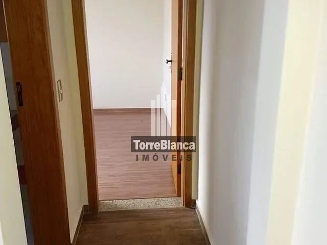 Casa com 686m² 2 quartos e 3 banheiros, à venda, no bairro Uvaranas em Ponta Grossa