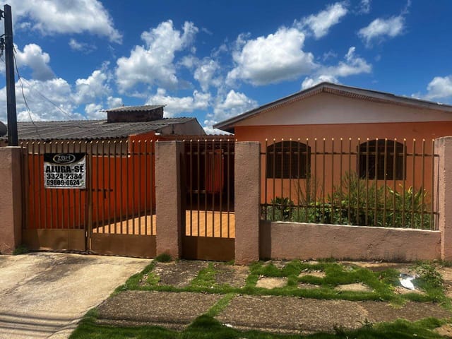 Foto do Casa - Casa para Locação, 2 Quartos, 2 Vagas de garagem, 250 M² de terreno, Conjunto Maria Cecília, Londrina - PR | ZBM NEGOCIOS IMOBILIARIOS
