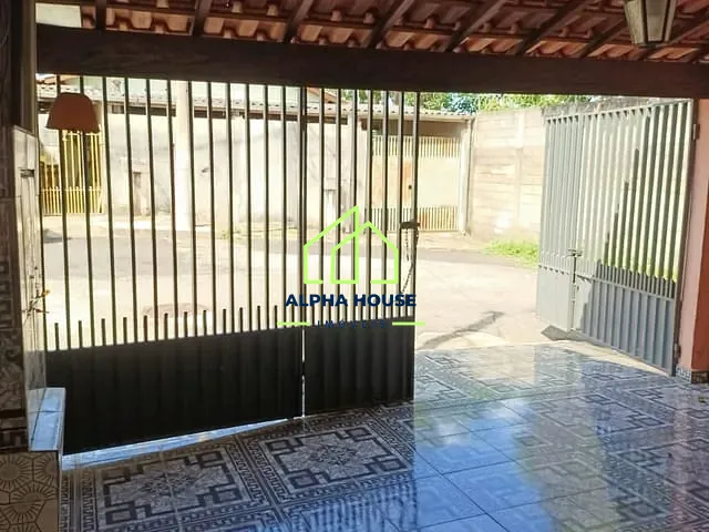 Casa com 125m² 2 quartos e 2 banheiros, à venda ou para alugar, no bairro Parque São Domingos em Pindamonhangaba