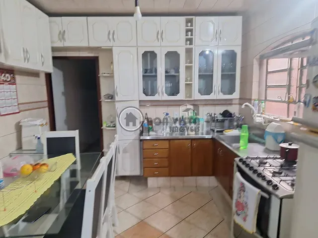 Casa 3 quartos e 2 banheiros, à venda, no bairro Vila Maria de Maggi em Suzano