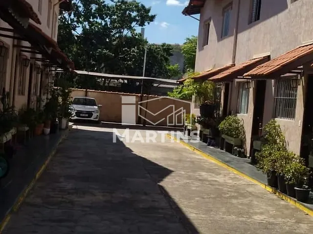 Casa 2 quartos e 2 banheiros, à venda ou para alugar, no bairro Vila Pirajussara em São Paulo