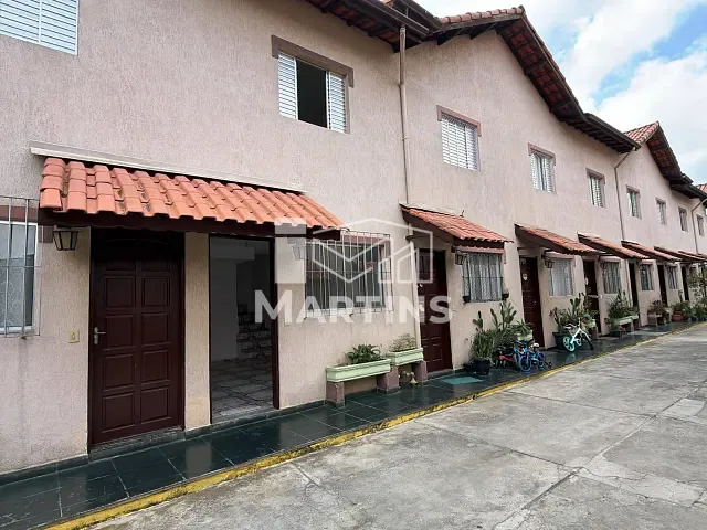Casa 2 quartos e 2 banheiros, à venda ou para alugar, no bairro Vila Pirajussara em São Paulo