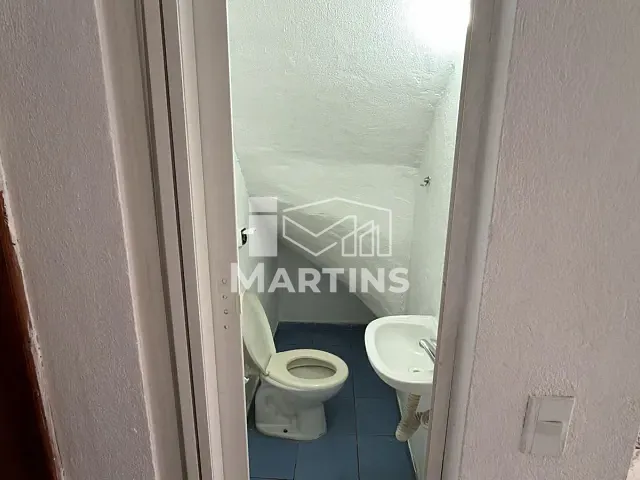 Casa 2 quartos e 2 banheiros, à venda ou para alugar, no bairro Vila Pirajussara em São Paulo