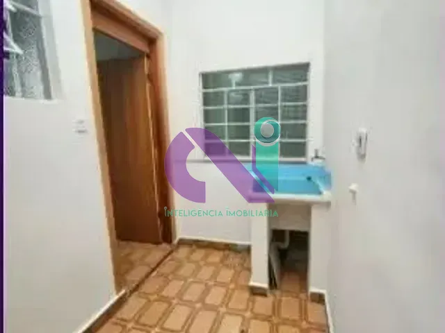 Casa 2 quartos e 1 banheiro, para alugar, no bairro km 18 em Osasco