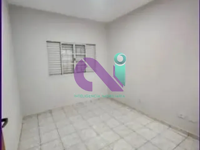 Casa 2 quartos e 1 banheiro, para alugar, no bairro km 18 em Osasco