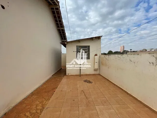Casa 3 quartos e 1 banheiro, para alugar, no bairro Jardim América em Pederneiras