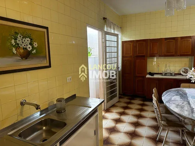Casa com 149m² 3 quartos e 2 banheiros, à venda, no bairro Parque do Colégio em Jundiaí