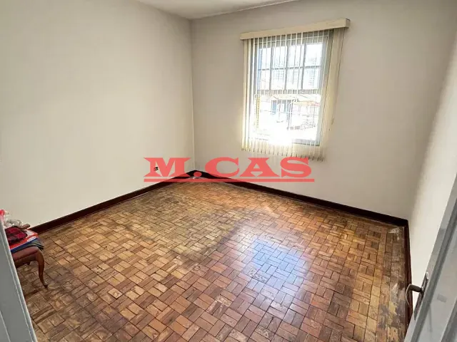 Sobrado com 207m² 3 quartos e 2 banheiros, à venda ou para alugar, no bairro Vila Regente Feijó em São Paulo