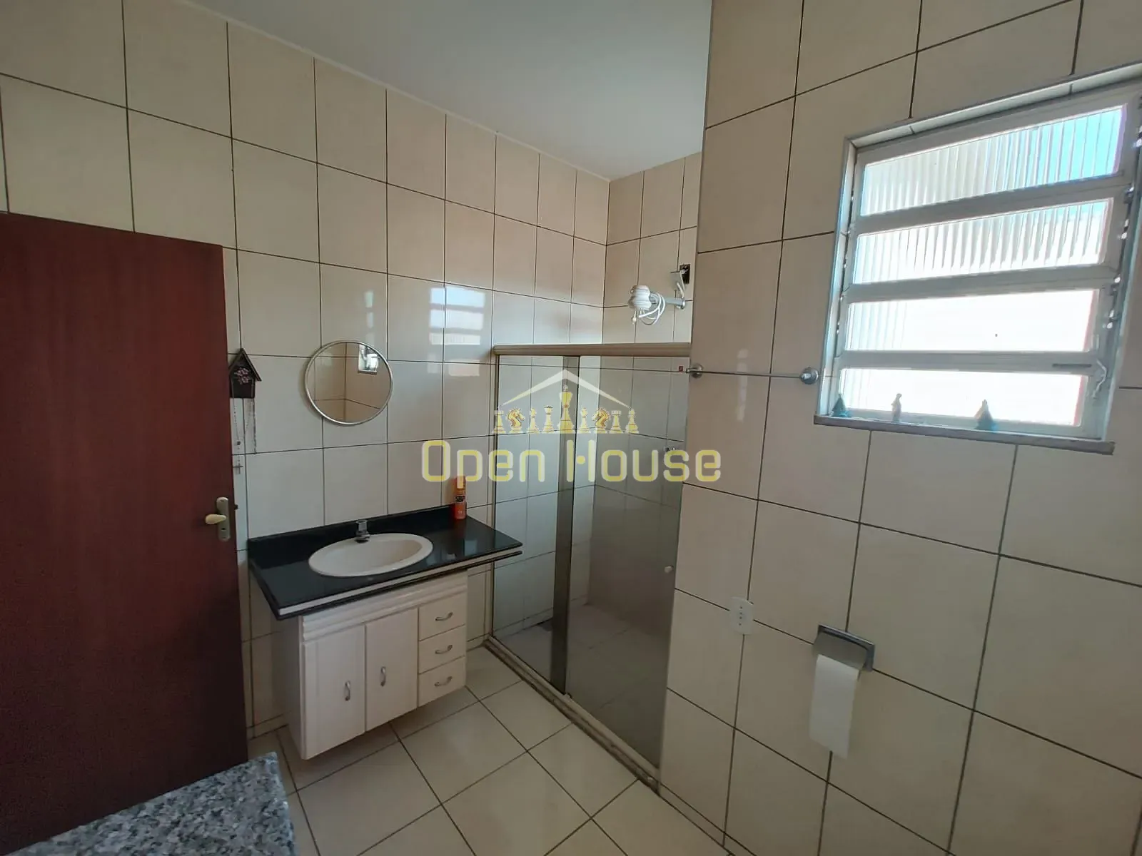 Casa, 3 quartos, 235 m² - Foto 1