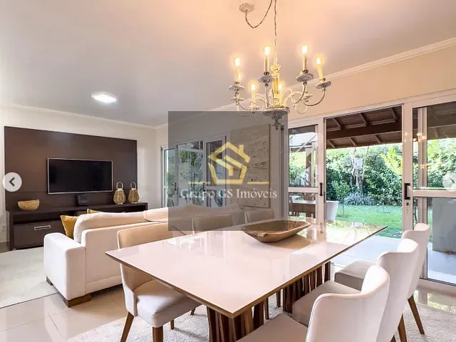Casa com 300m² 3 quartos e 4 banheiros, à venda, no bairro Loteamento Residencial Nova Itália em Valinhos