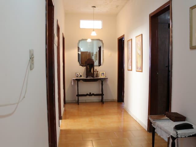 Casa com 400m² 4 quartos e 3 banheiros, à venda, no bairro Caiçara-Adelaide em Belo Horizonte