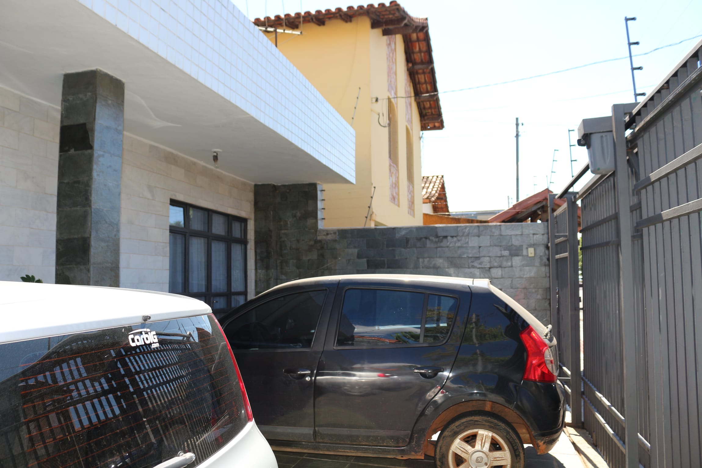 Casa à venda de 4 quartos, 4 vagas, 4 banhos, com 210 metros de área construída, Caiçara-Adelaide, Belo Horizonte, MG. Na melhor localização do bairro Caiçara. miniatura 23