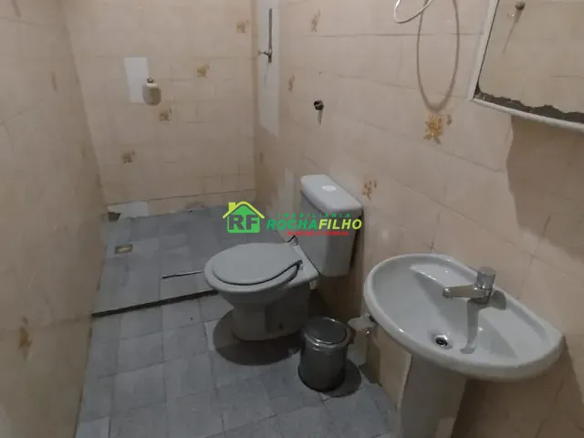 Casa com 122m² 2 quartos e 1 banheiro, à venda, no bairro Centro em Teresina