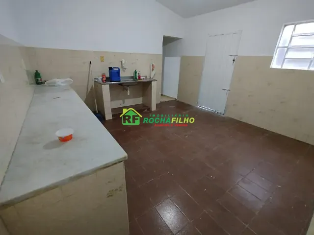 Casa com 122m² 2 quartos e 1 banheiro, à venda, no bairro Centro em Teresina