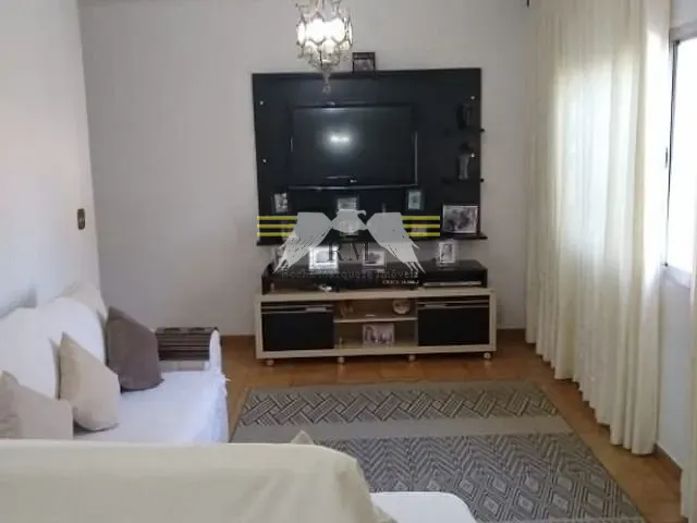 Casa com 250m² 5 quartos e 5 banheiros, à venda, no bairro Jardim Haia do Carrão em São Paulo