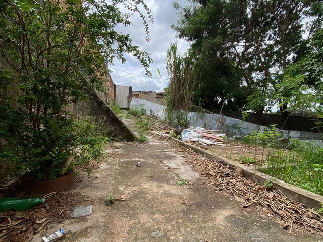 Casa 2 quartos e 1 banheiro, à venda, no bairro São João Batista em Santa Luzia