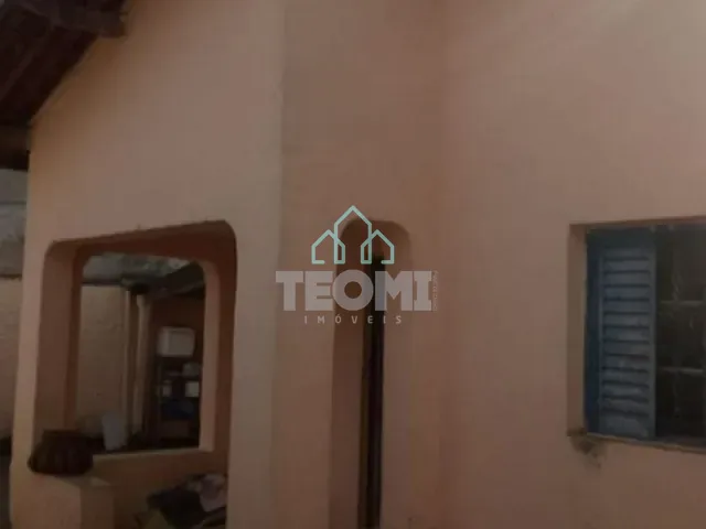 Casa com 282m² 2 quartos e 2 banheiros, à venda, no bairro Residencial Santa Izabel em Taubaté