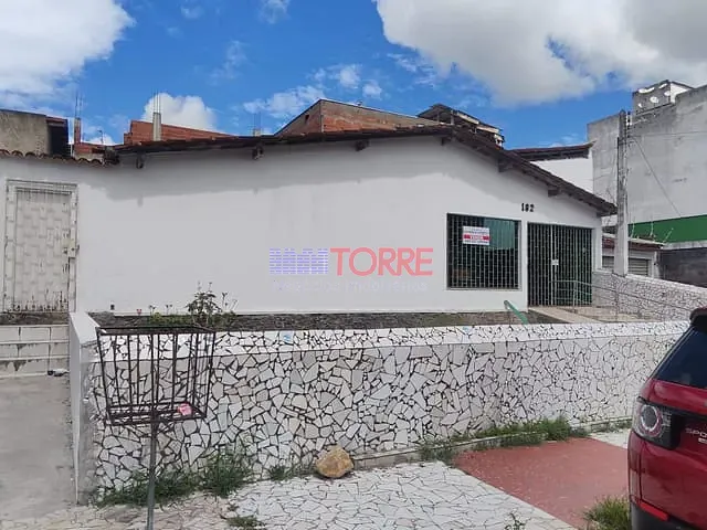 Casa com 405m² 5 quartos e 5 banheiros, à venda, no bairro Nossa Senhora de Fátima em Itabuna