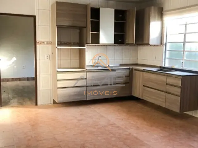Casa 2 quartos e 2 banheiros, à venda, no bairro Fragata em Pelotas