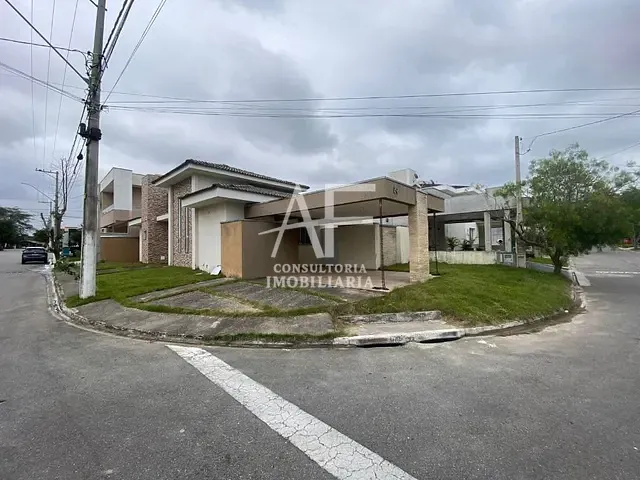 Casa com 285m² 3 quartos e 1 banheiro, à venda, no bairro Tremembe em Tremembé