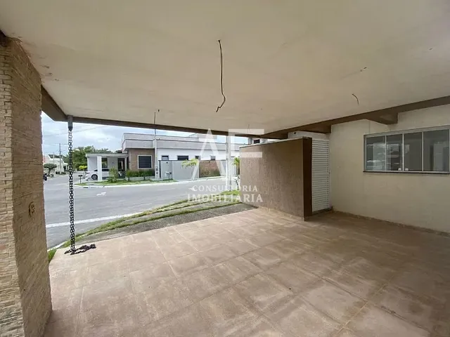 Casa com 285m² 3 quartos e 1 banheiro, à venda, no bairro Tremembe em Tremembé