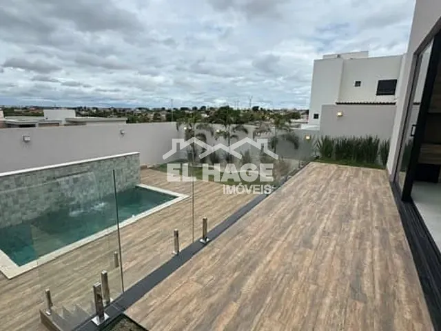 Casa com 250m² 3 quartos e 4 banheiros, à venda, no bairro Loteamento Salvador Costa Marques em Cuiabá