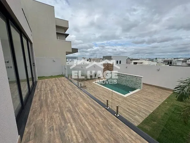 Casa com 250m² 3 quartos e 4 banheiros, à venda, no bairro Loteamento Salvador Costa Marques em Cuiabá