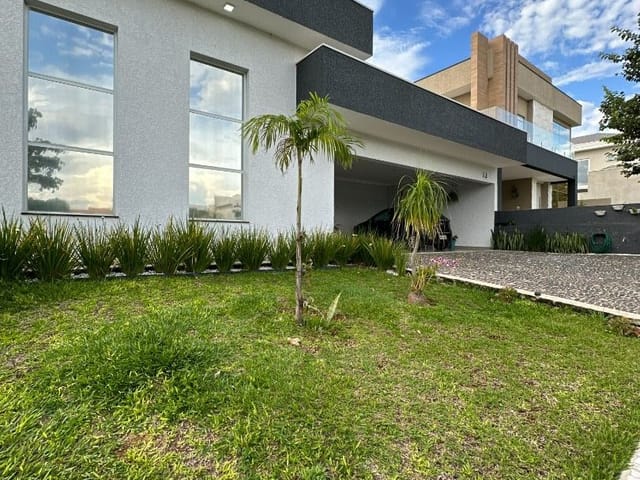 Casa com 465m² 3 quartos e 2 banheiros, à venda, no bairro Fazenda Santa Lúcia em Americana