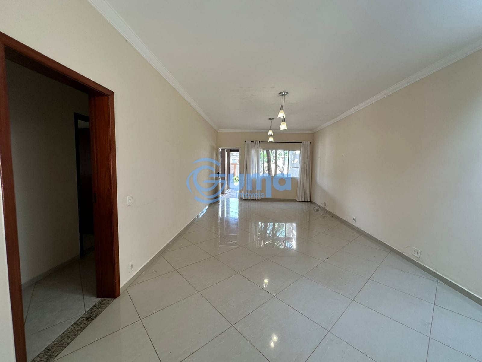 Casa, 3 quartos, 203 m² - Foto 2