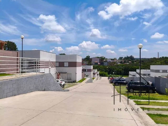 Casa com 100m² 2 quartos e 2 banheiros, à venda ou para alugar, no bairro São Judas Tadeu em Vargem Grande Paulista