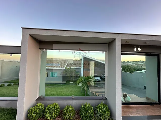 Casa 2 quartos e 3 banheiros, à venda, no bairro Condomínio Costa do Sol em Rolândia