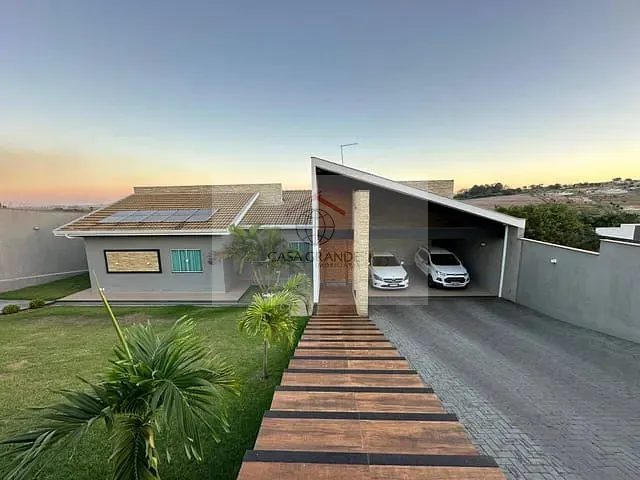 Casa 2 quartos e 3 banheiros, à venda, no bairro Condomínio Costa do Sol em Rolândia