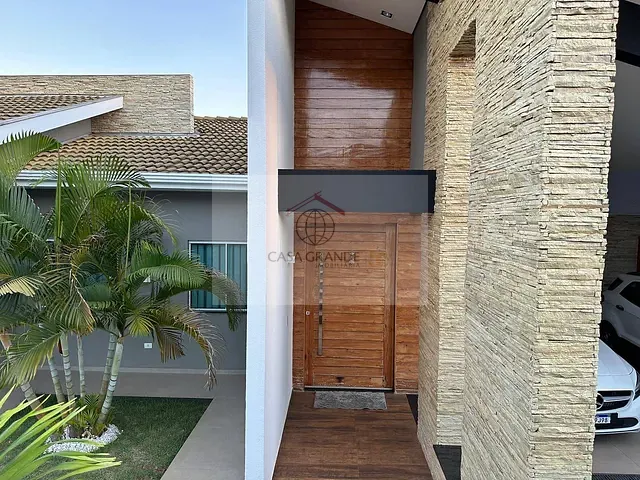 Casa 2 quartos e 3 banheiros, à venda, no bairro Condomínio Costa do Sol em Rolândia