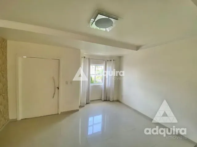 Casa 4 quartos e 4 banheiros, à venda, no bairro Jardim Carvalho em Ponta Grossa